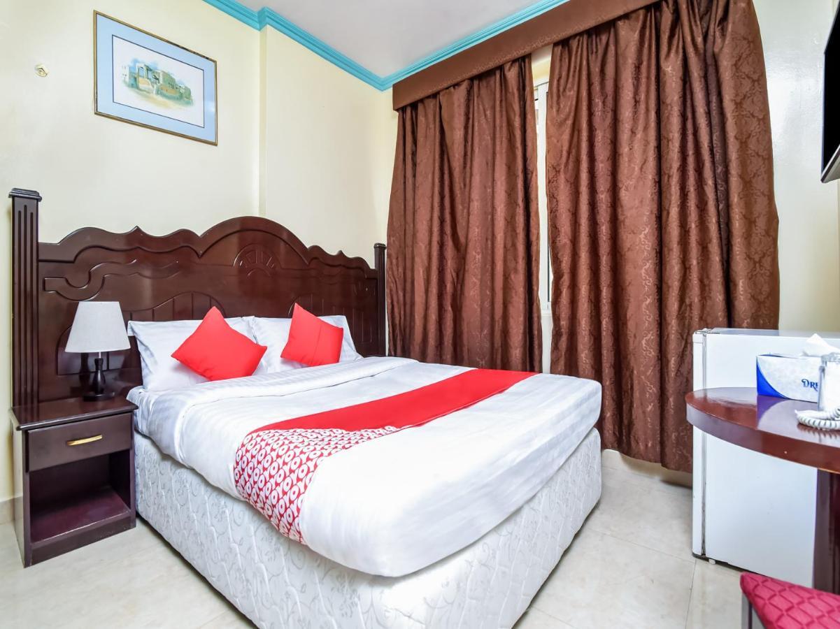 Oyo 170 Roy Sand Hotel Dubai Buitenkant foto